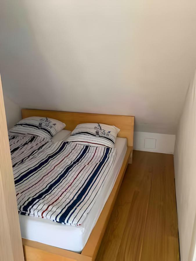 Zimmer 31Qm Inkl. Duschbad ฮัมบูร์ก ภายนอก รูปภาพ